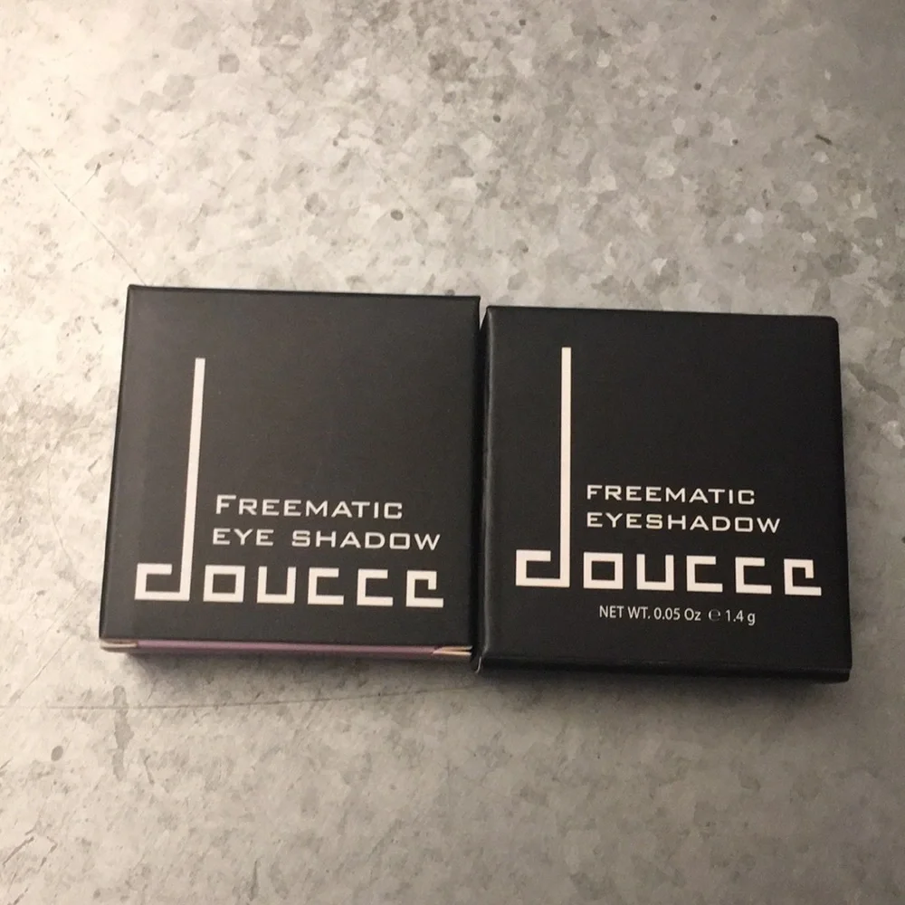 Doucce freematic eye shadows